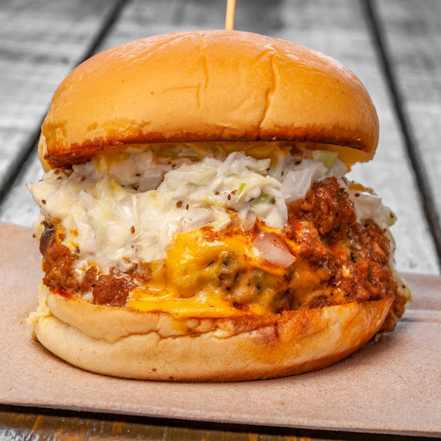 Bobo Chili Cheeseburger