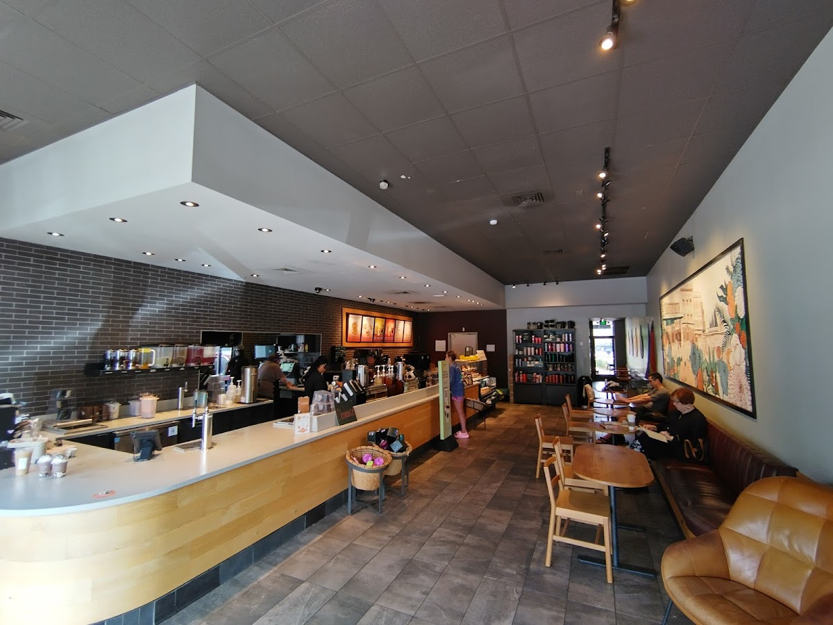 Starbucks Photo 4