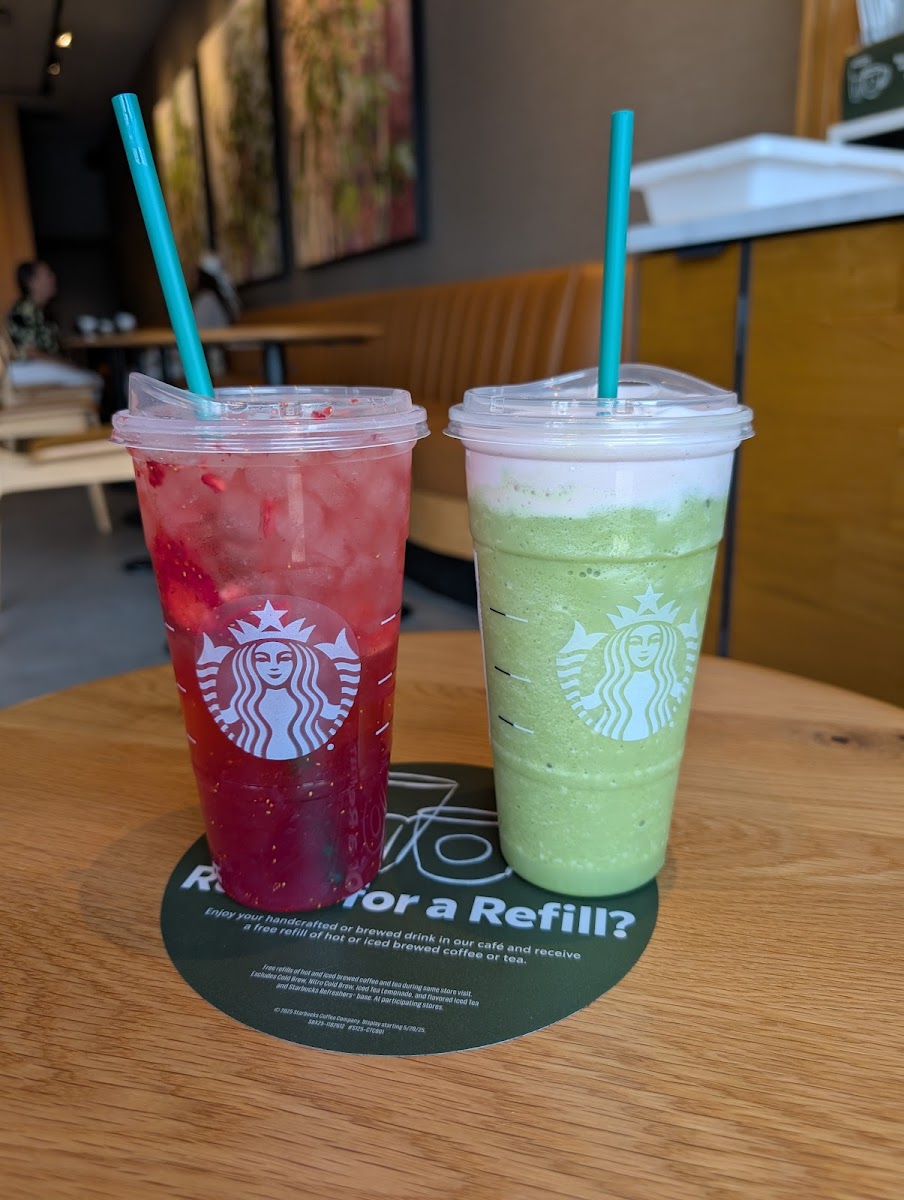 Starbucks Photo 3