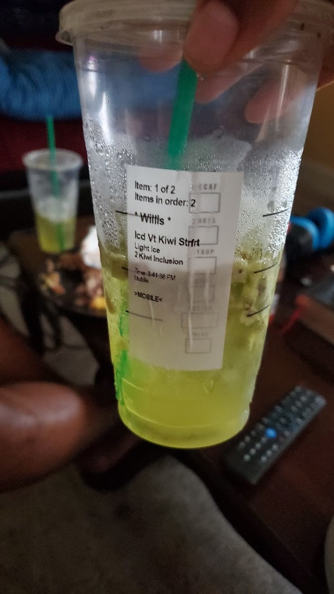 Starbucks Photo 8