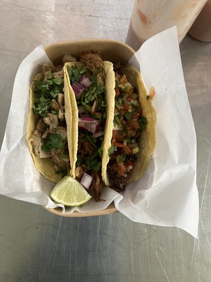 South of the Border Tacos Photo 4