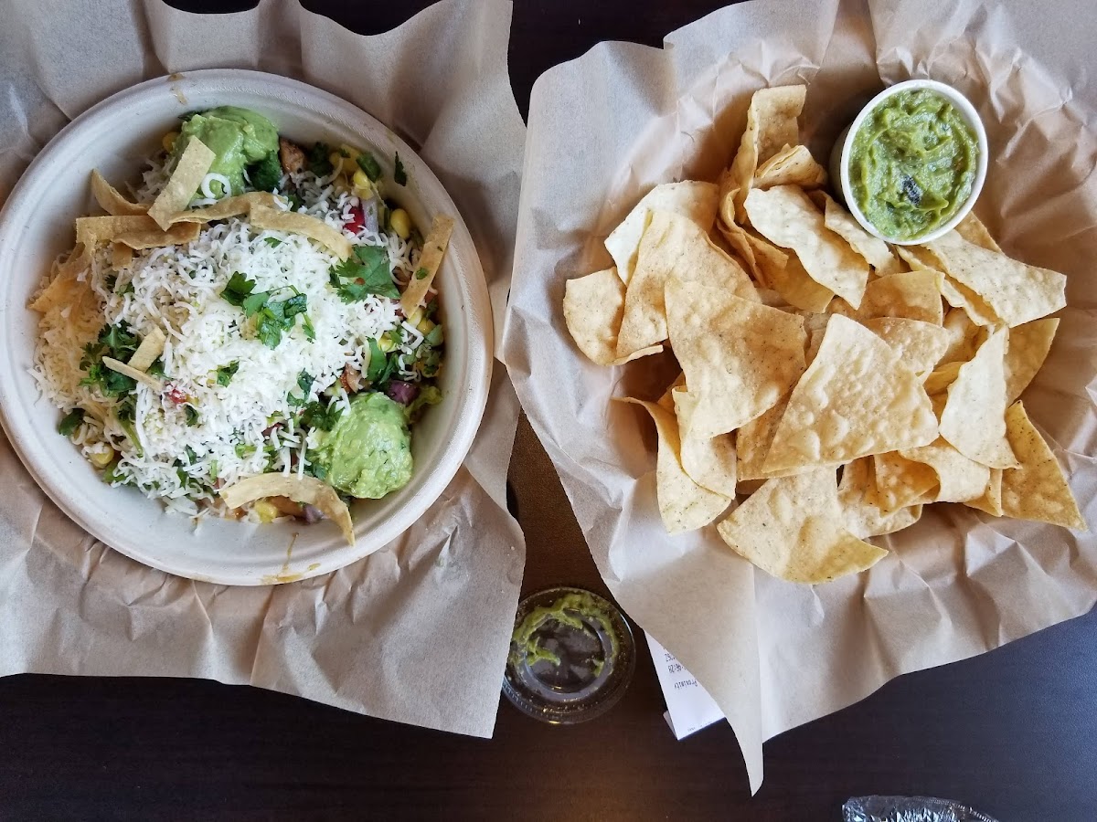 QDOBA Mexican Eats Photo 5