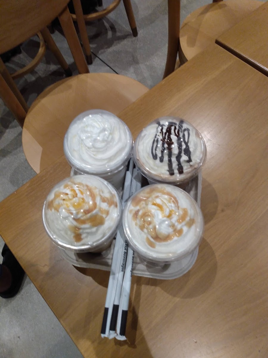 Starbucks Photo 9