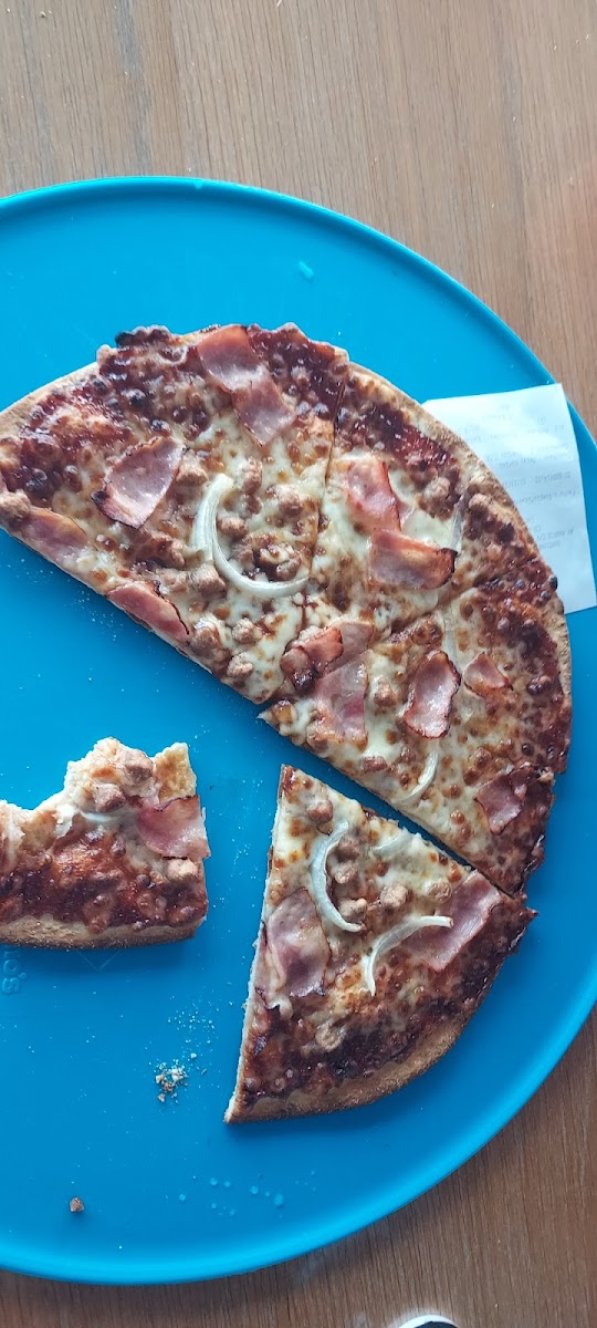 Domino's Pizza Photo 9