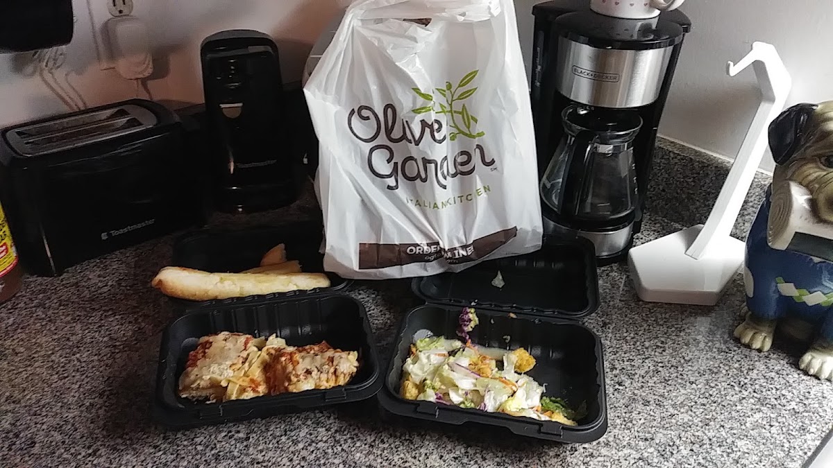 Olive Garden Italian Restaurant Photo 9