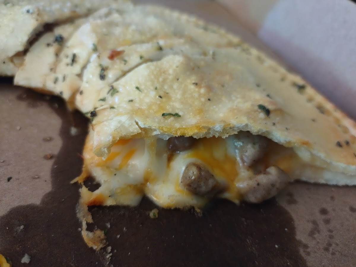 Mazzio’s Pizza & Wings Photo 7