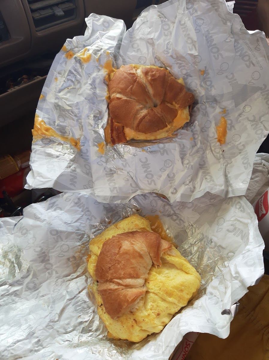 Sonic Drive-In Photo 9