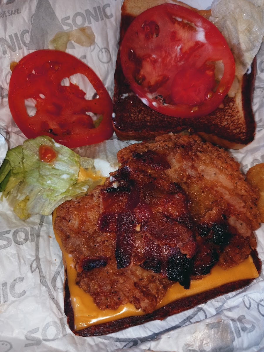 Sonic Drive-In Photo 5