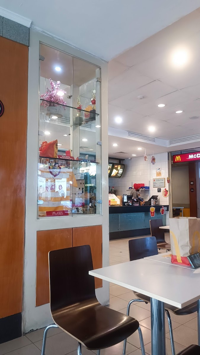 McDonald's Photo 4
