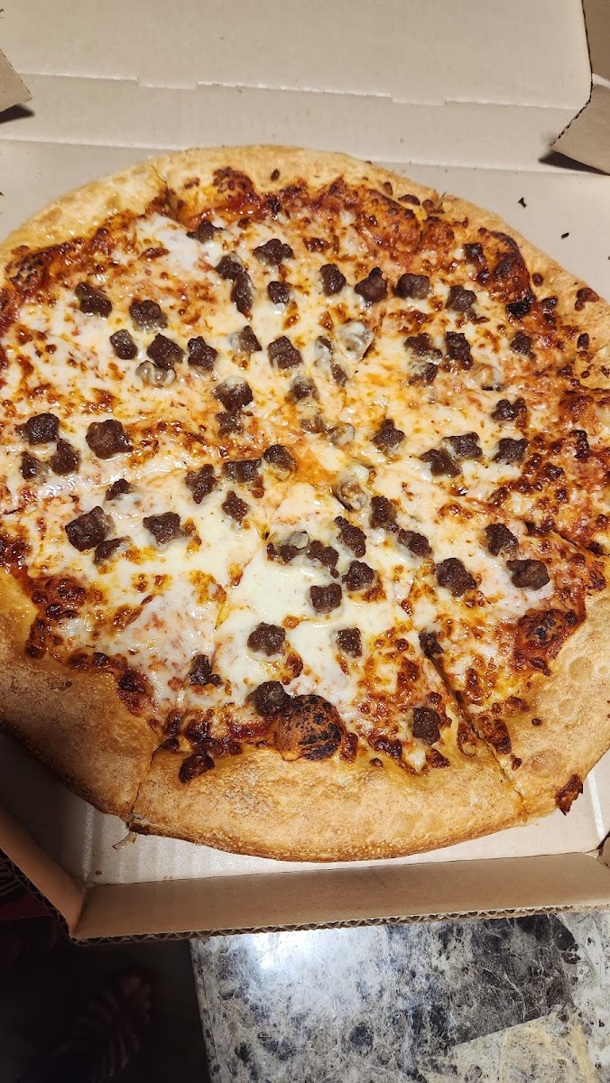 Pizza Hut Photo 6