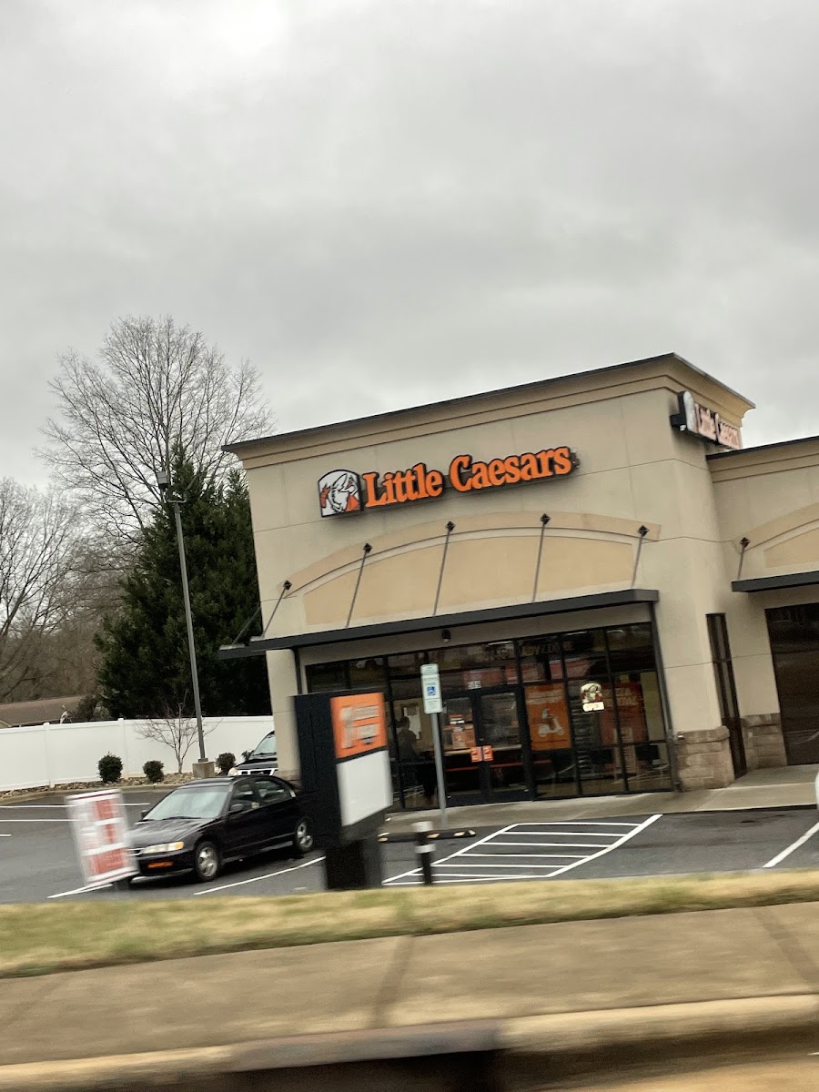 Little Caesars Pizza Photo 3