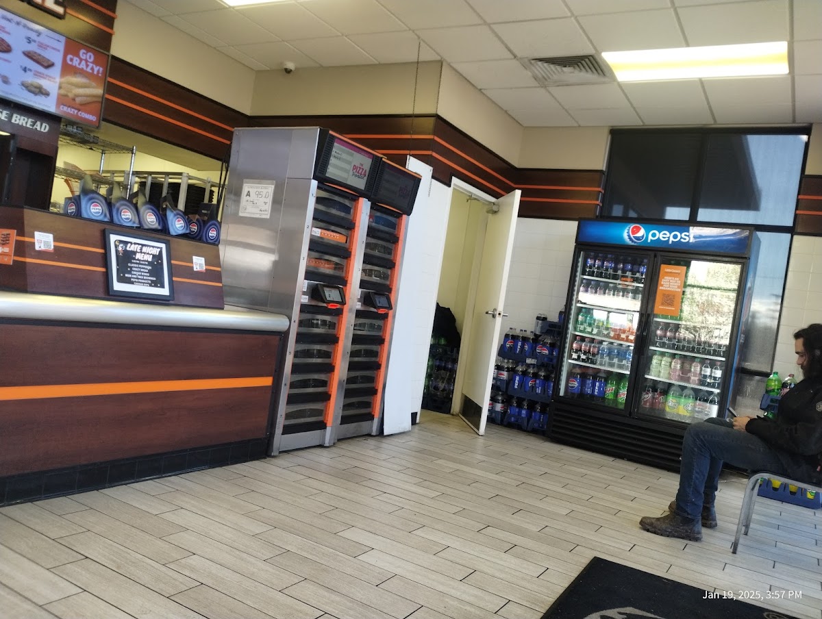 Little Caesars Pizza Photo 4