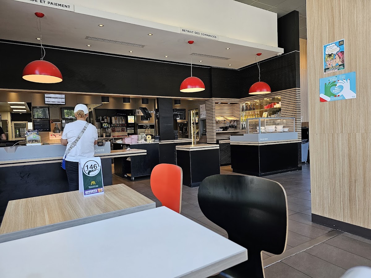 McDonald's Photo 4