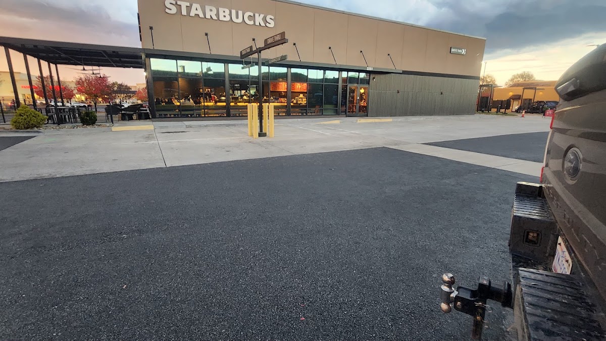 Starbucks Photo 4