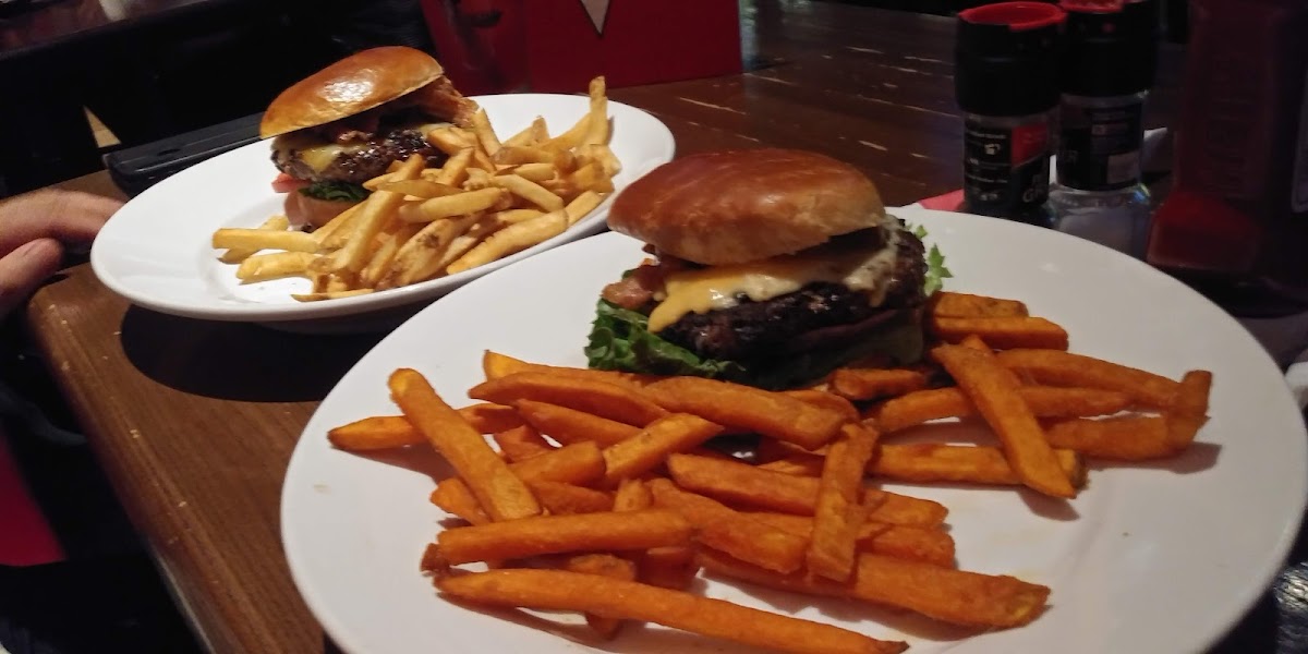 TGI Fridays Photo 7