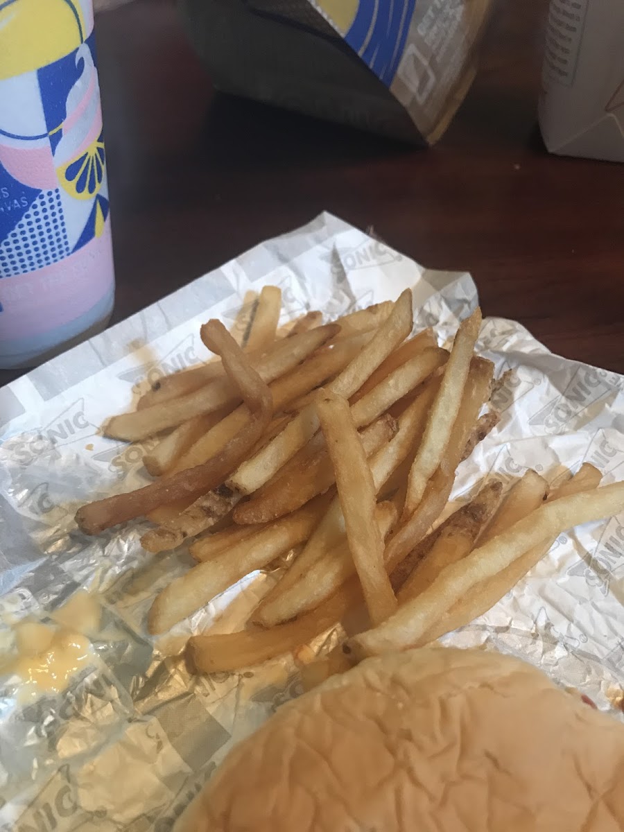 Sonic Drive-In Photo 9