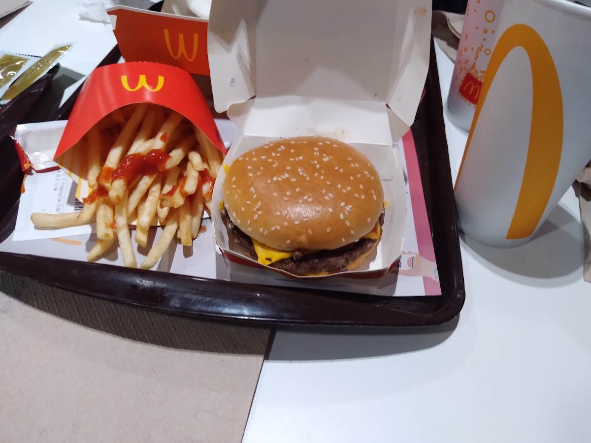 McDonald's Photo 9