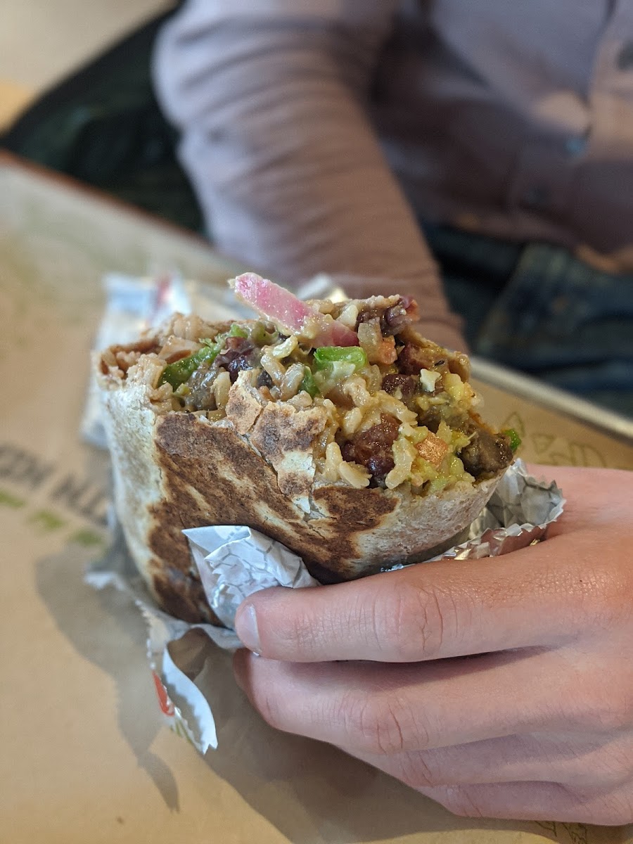 Mucho Burrito Fresh Mexican Grill Photo 8