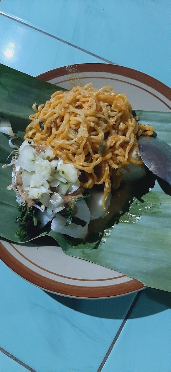 Mbah Suriah Lontong Photo 4
