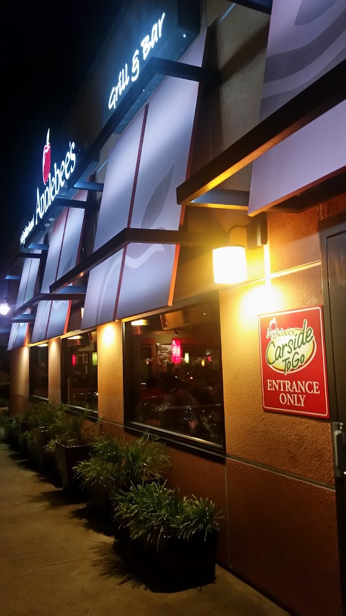 Applebee's Grill + Bar