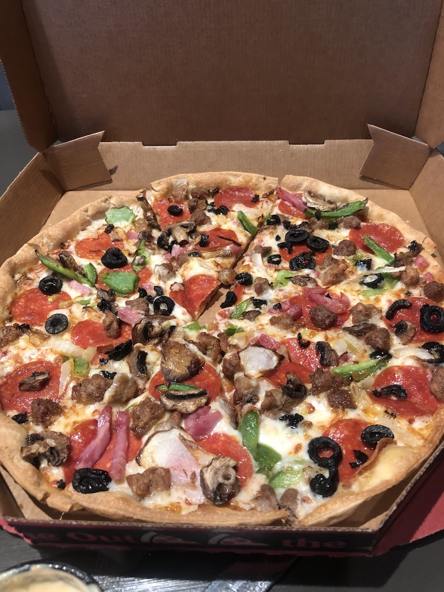 Pizza Hut Photo 2