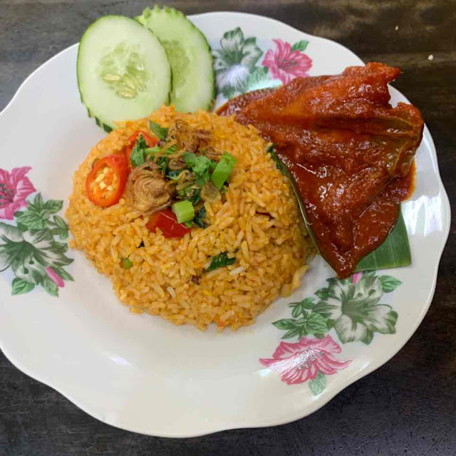 Nasi Goreng Ayam
