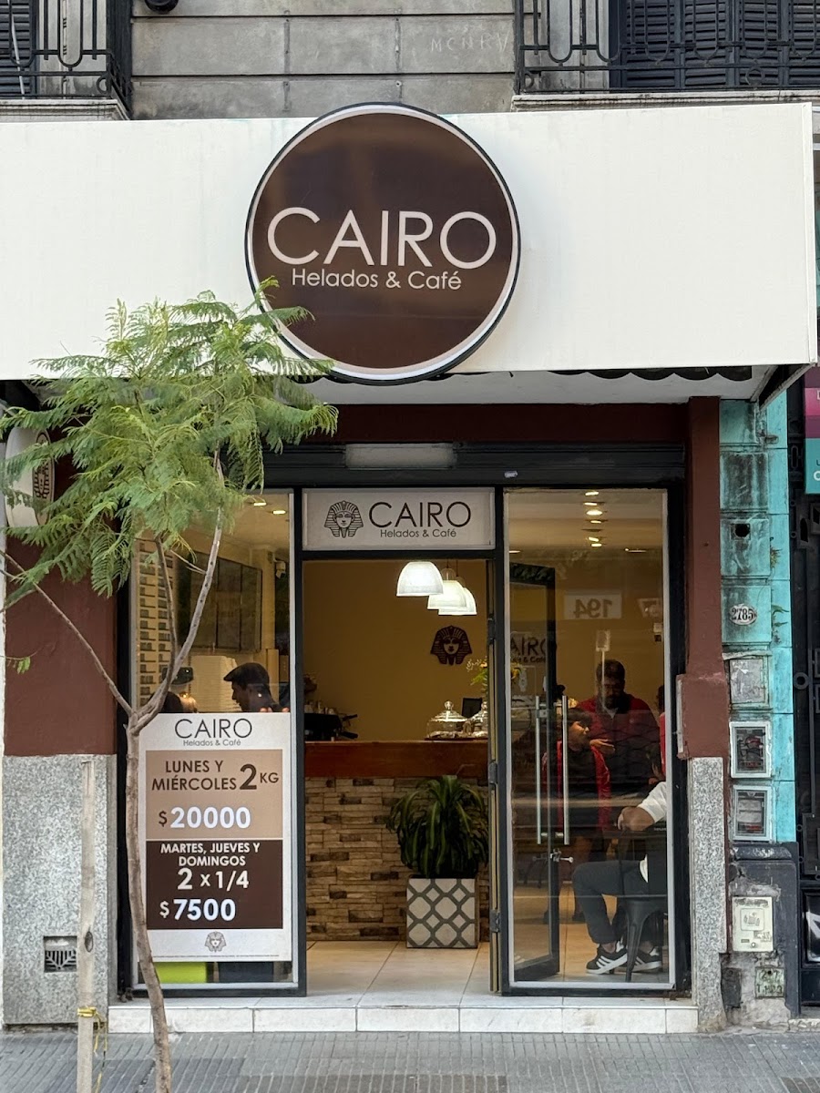 Cairo Helados & Café Photo 8