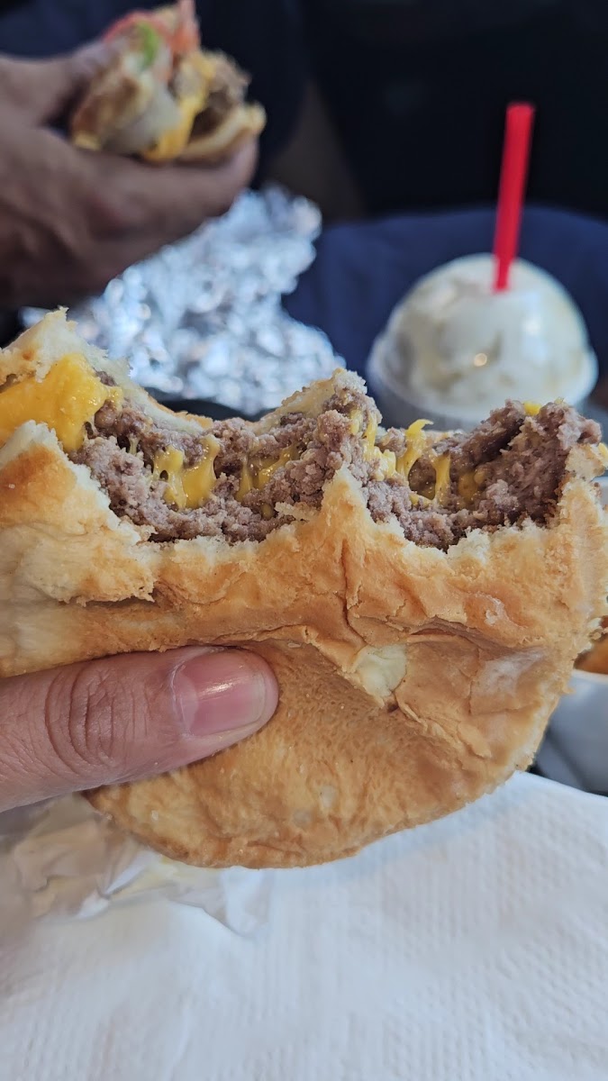 Five Guys Photo 8