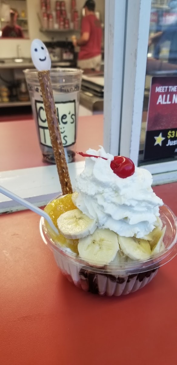 Bruster's Real Ice Cream Photo 5