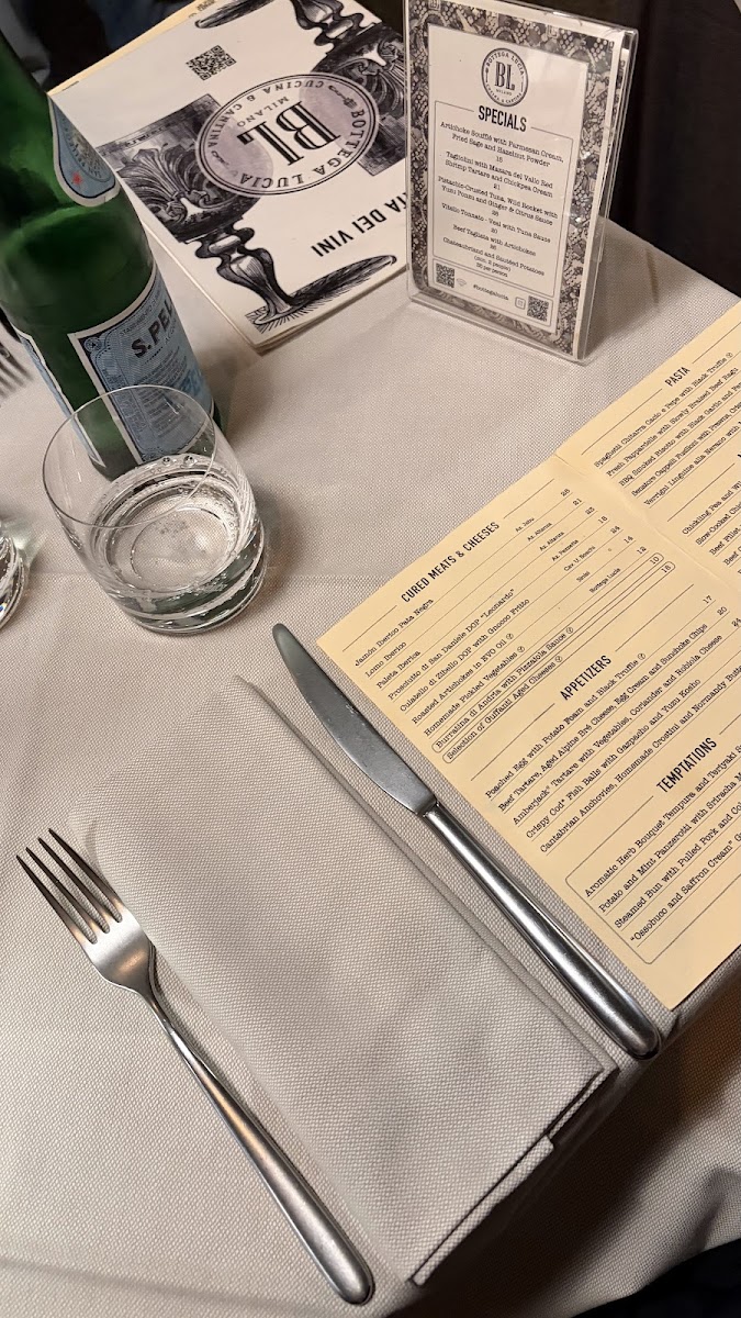 Bottega Lucia Photo Menu 3
