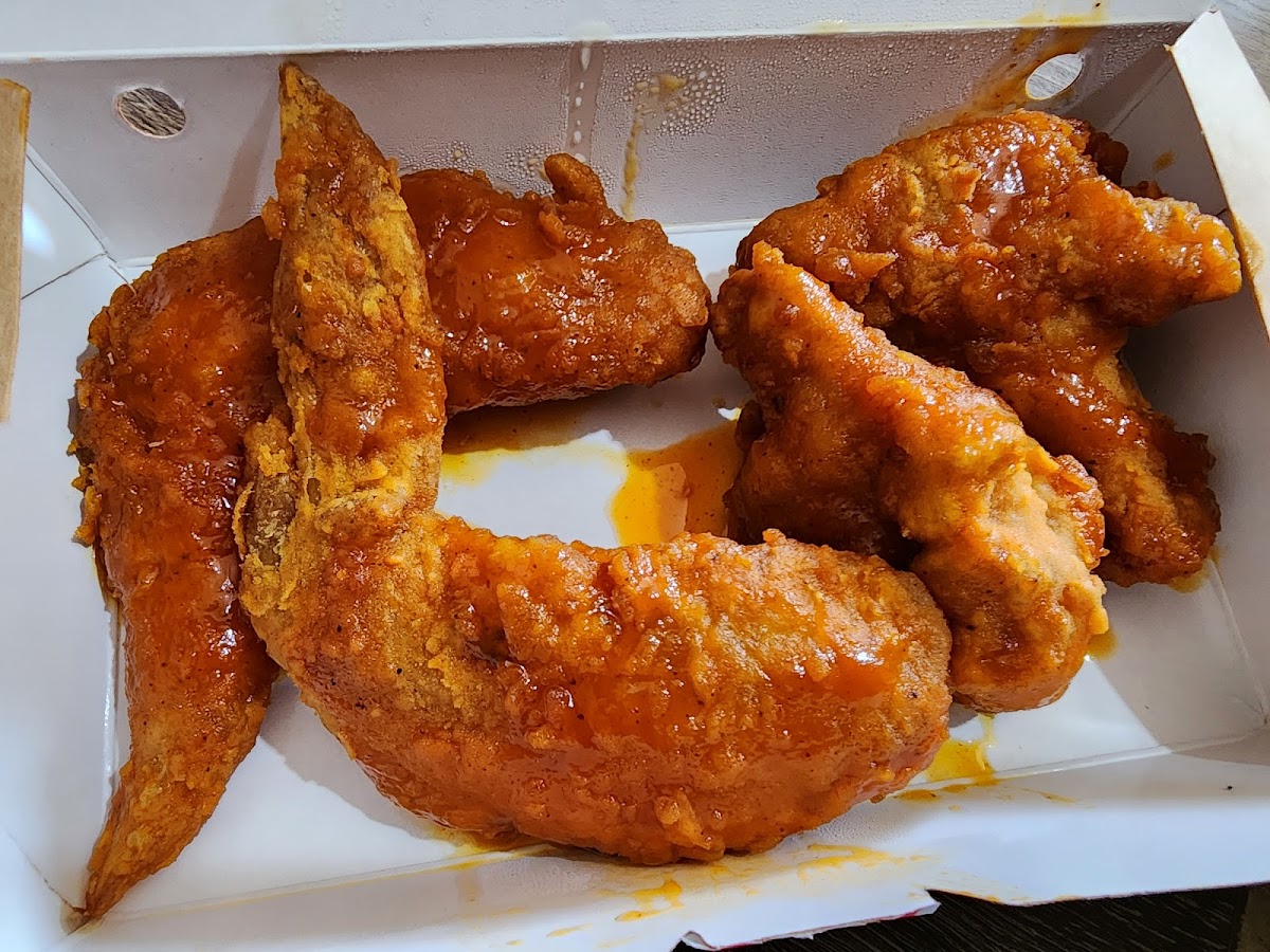 Pizza Hut Photo 6