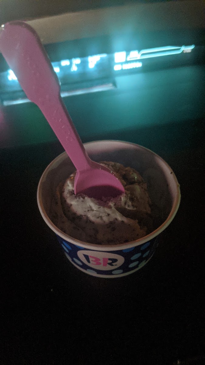 Baskin-Robbins Photo 5