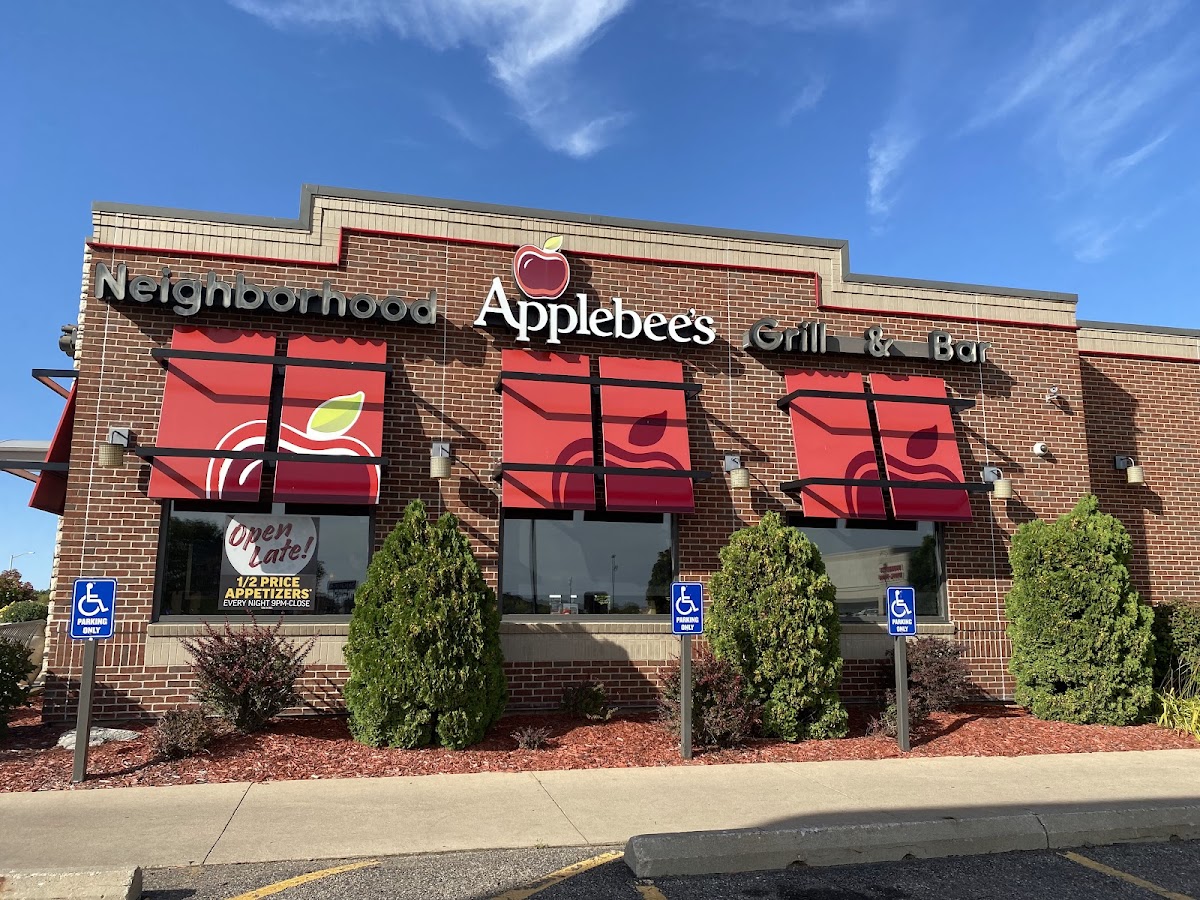 Applebee's Grill + Bar