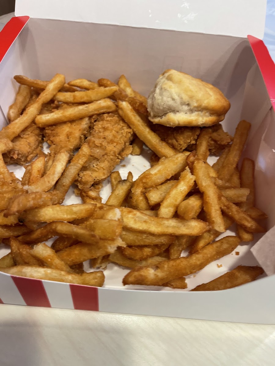 KFC Photo 8