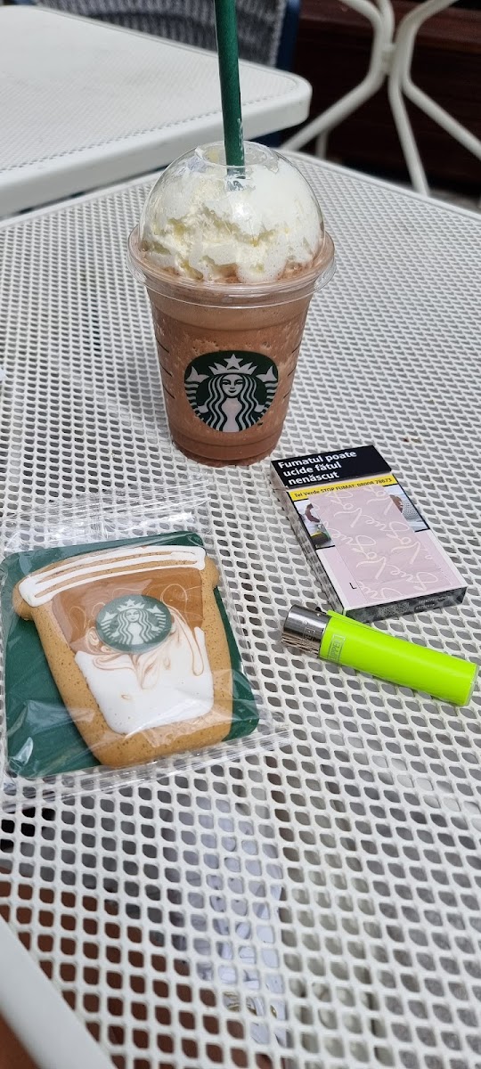 Starbucks Photo 10