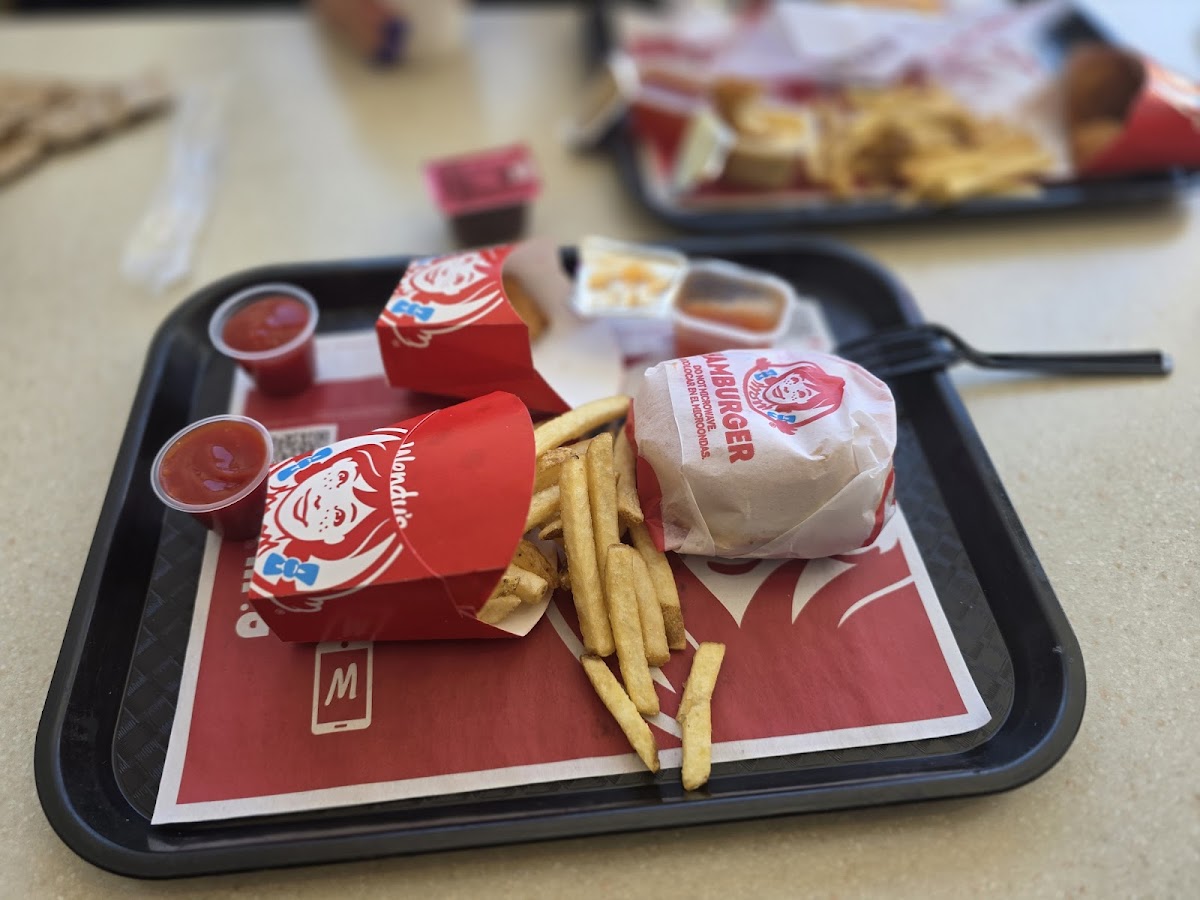 Wendy's Photo 4