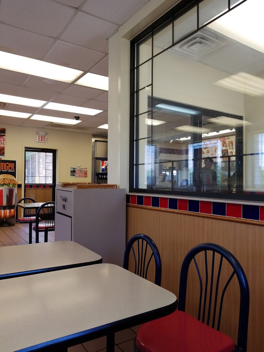 KFC Photo 3