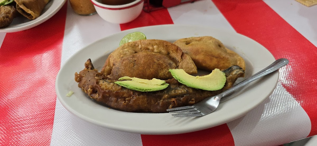 Mariscos El Camaron Photo 6
