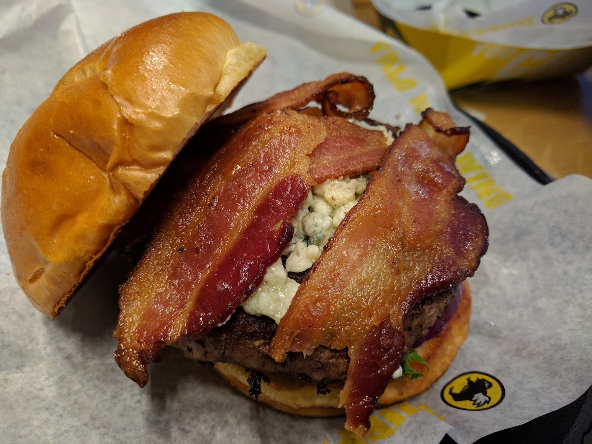 Buffalo Wild Wings Photo 8