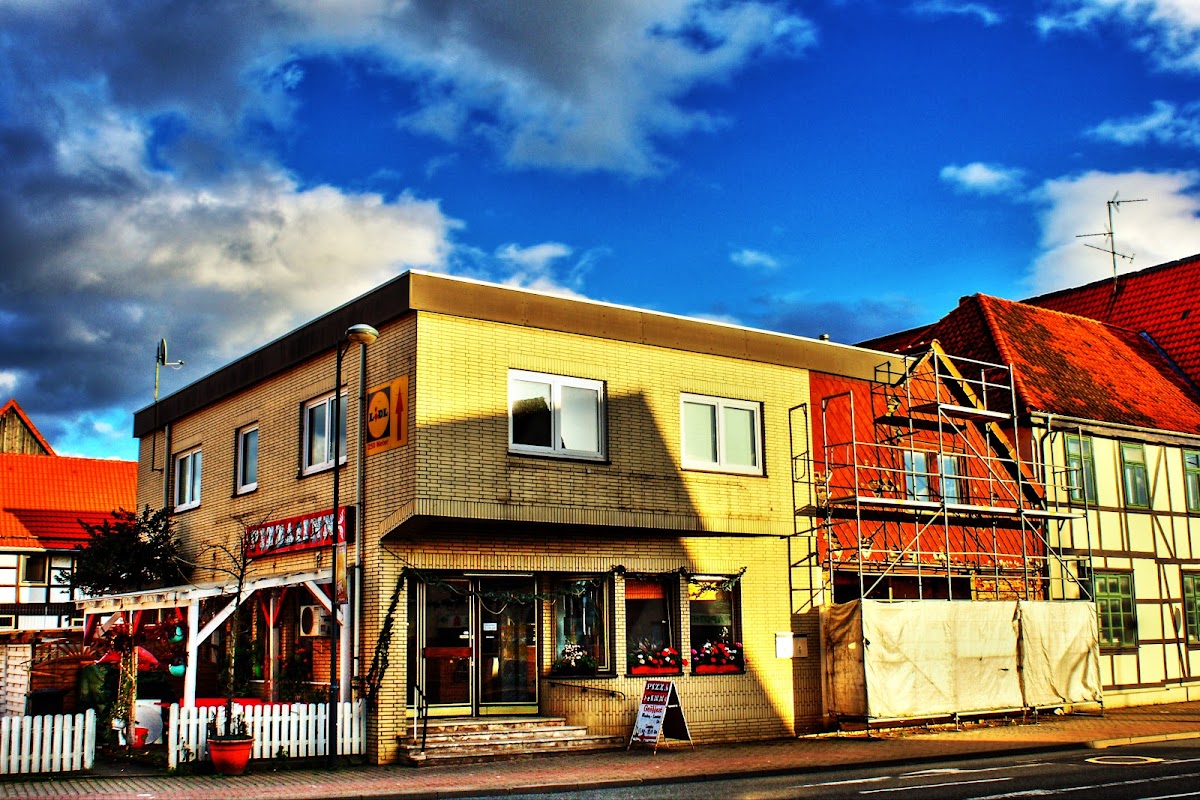 Pizza Inn Photo 3
