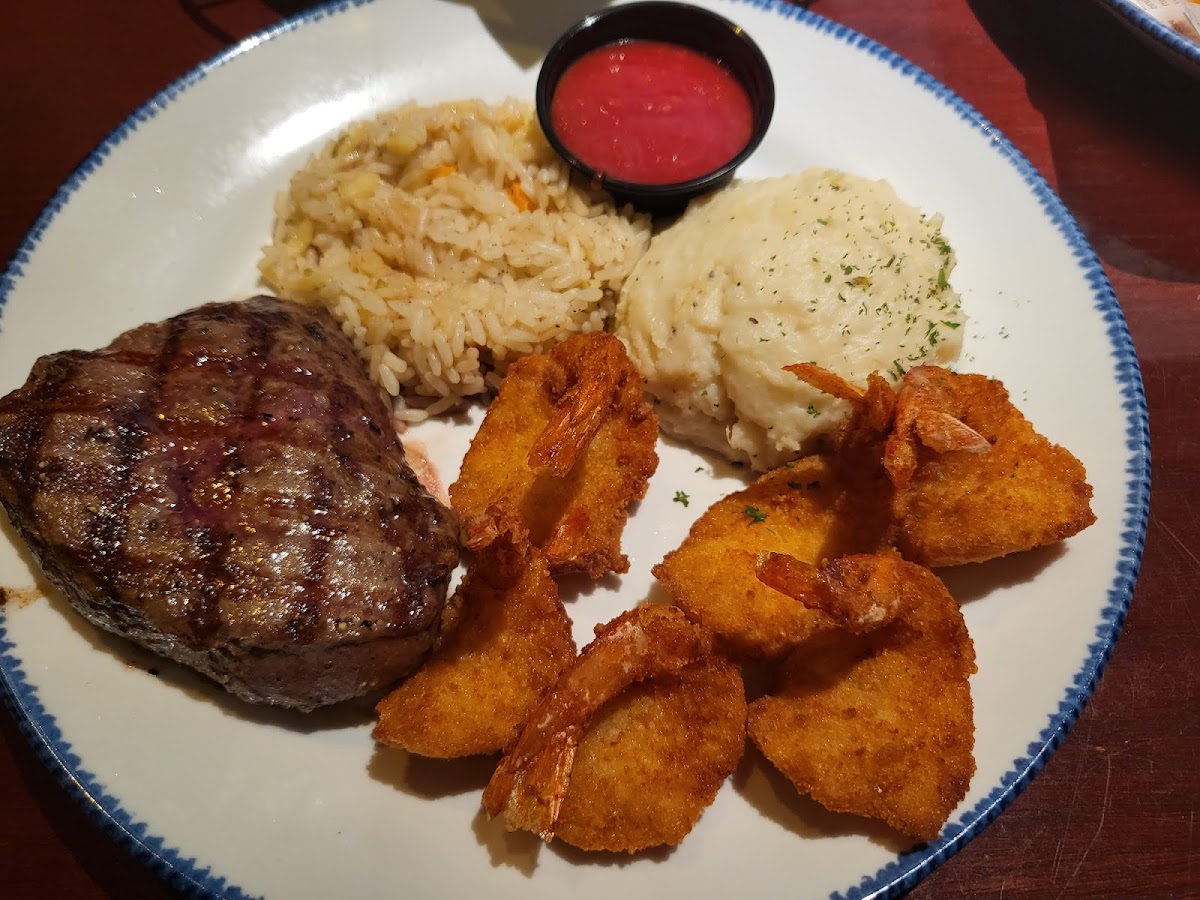 Red Lobster Photo 9
