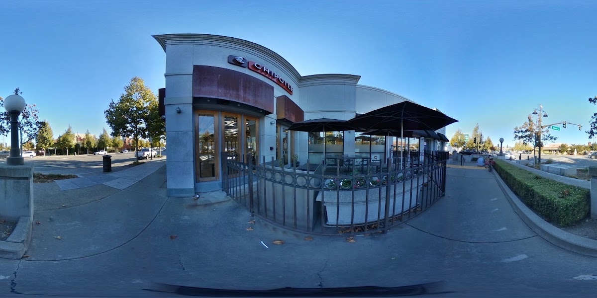 Chipotle Mexican Grill Photo 4