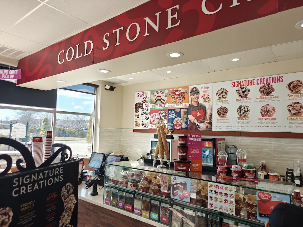 Cold Stone Creamery Photo 3