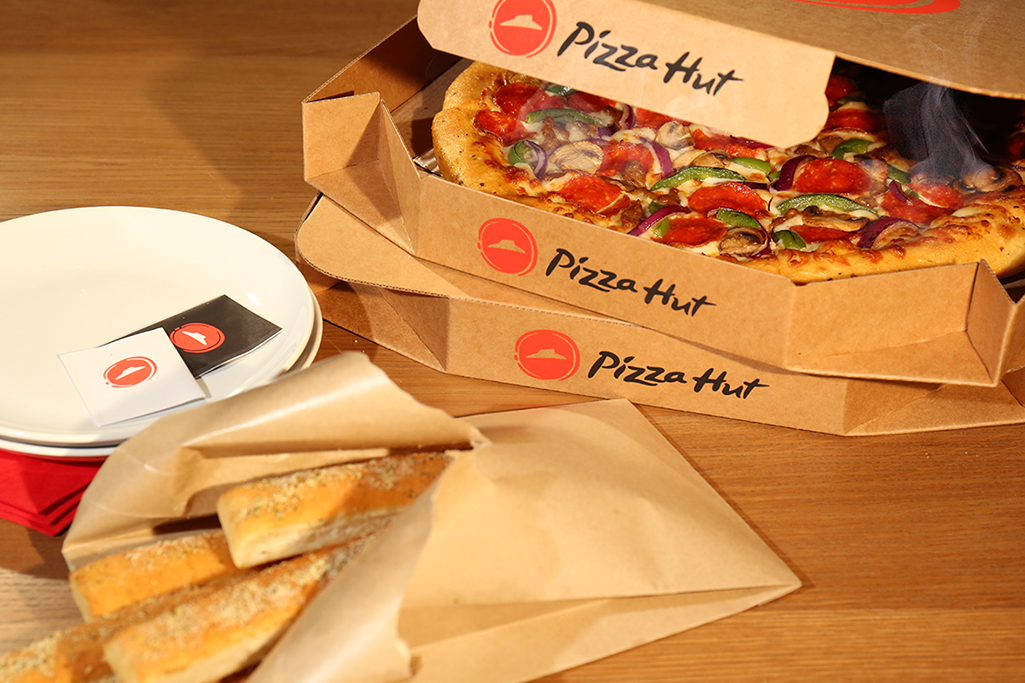 Pizza Hut Photo 10