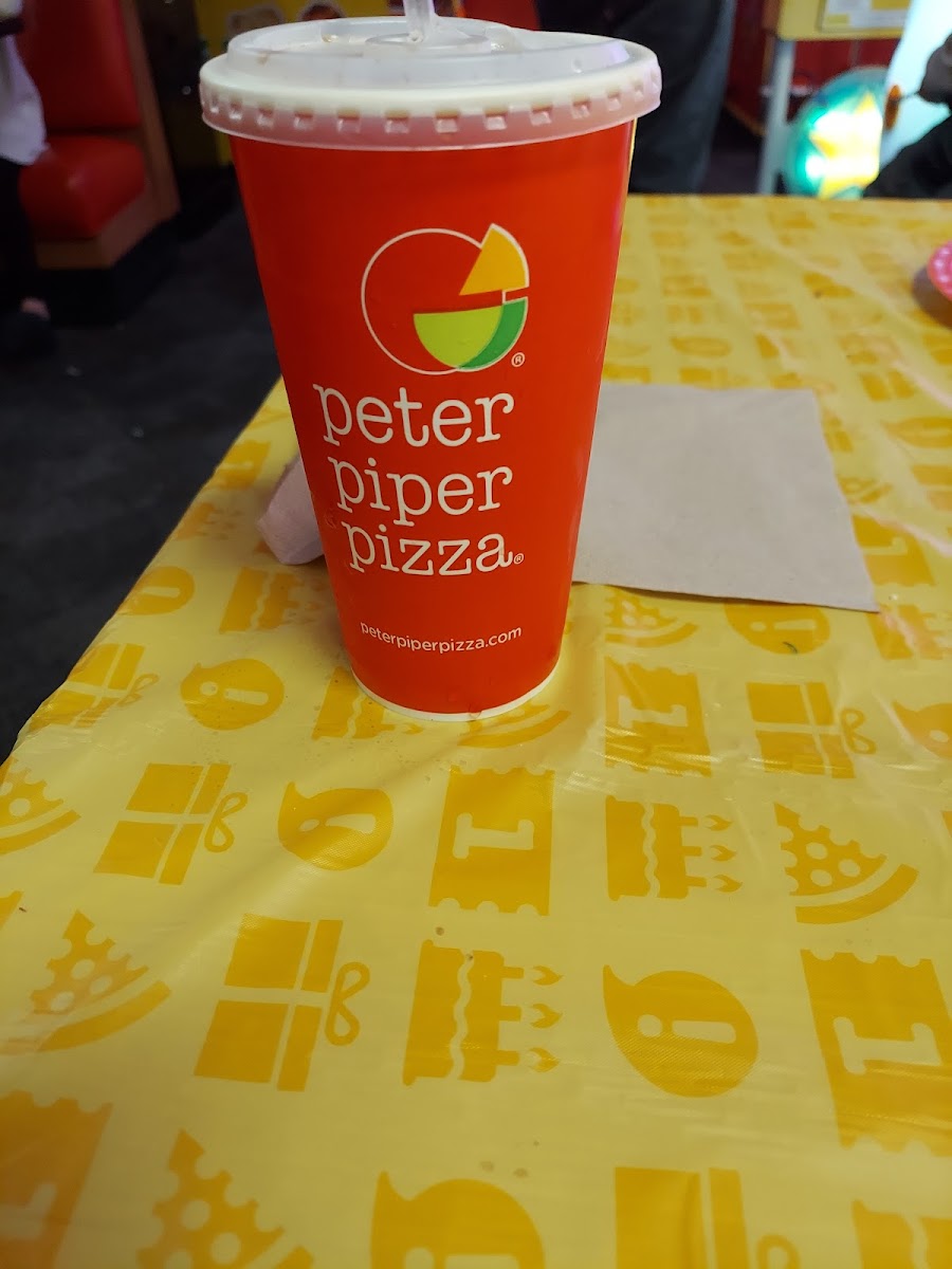 Peter Piper Pizza Photo 9