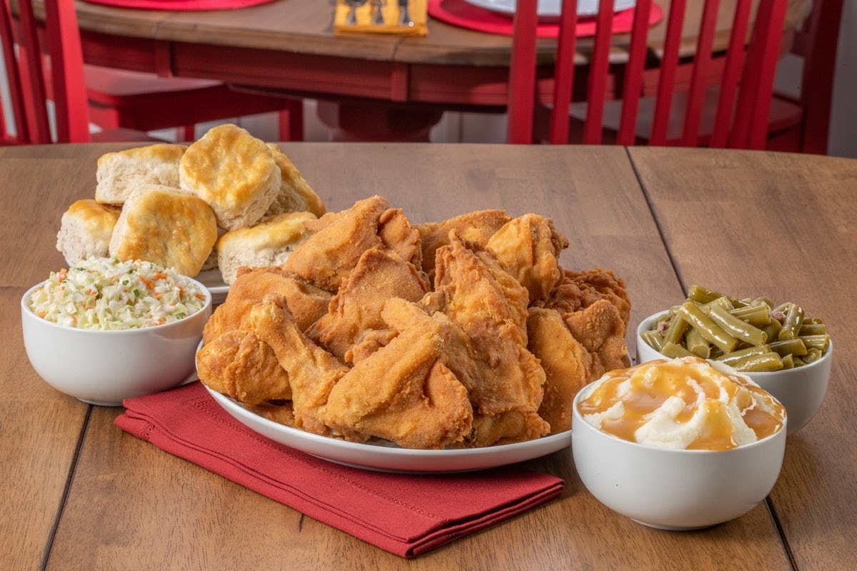 Lee's Famous Recipe Chicken Photo 3