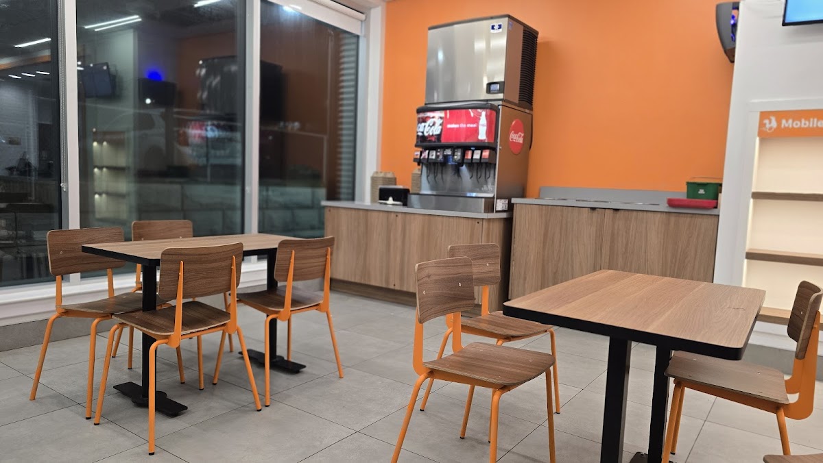Popeyes Louisiana Kitchen Photo 6