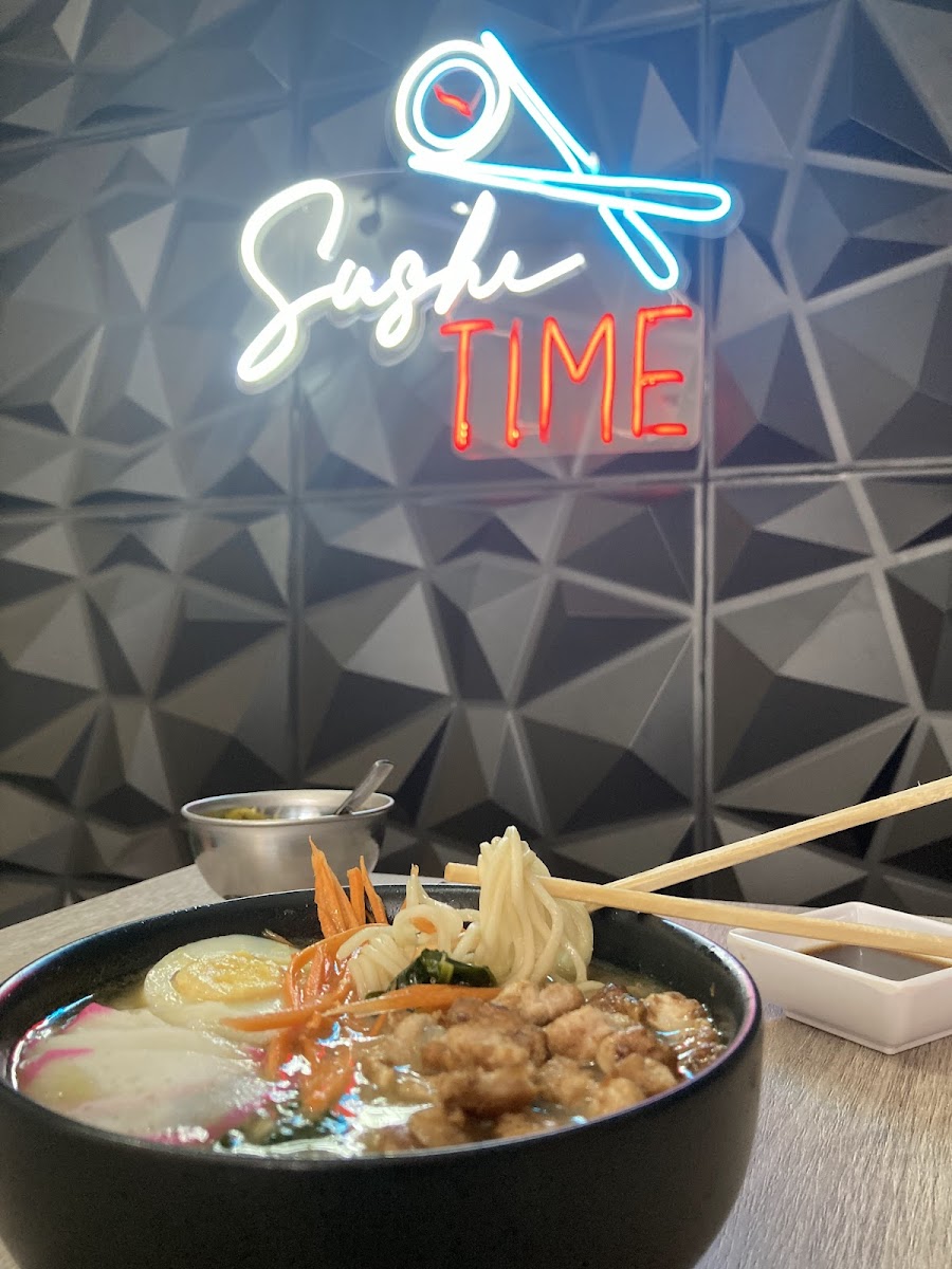 Sushi time Photo 3