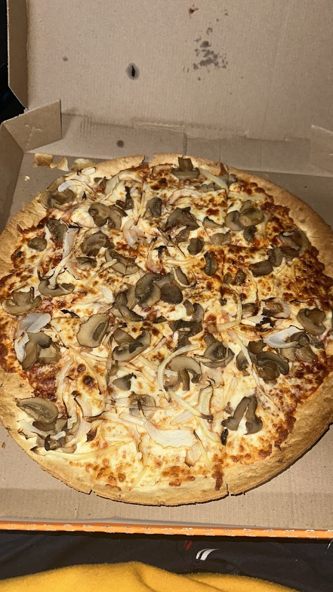 Little Caesars Pizza Photo 8