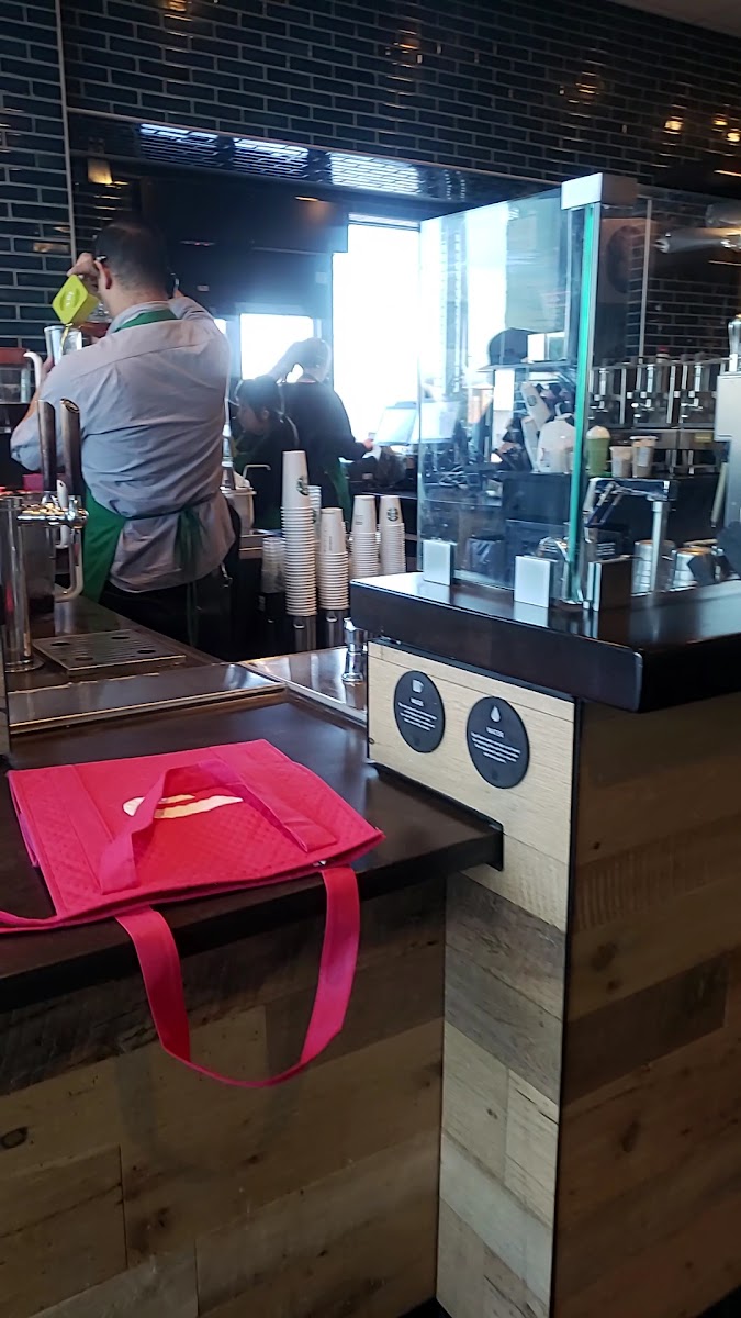 Starbucks Photo 2